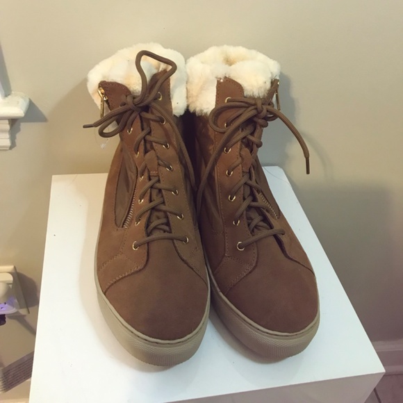 Waterproof cougar ‘ Dublin’ hi top sneaker booties - Picture 11 of 16